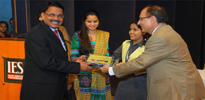 CIMP RECEIVES THE DR. J J IRANI AWARD AT MUMBAI ON 29TH NOVEMBER, 2012